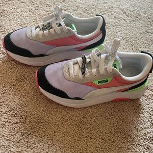 Puma White and Pink Sneakers